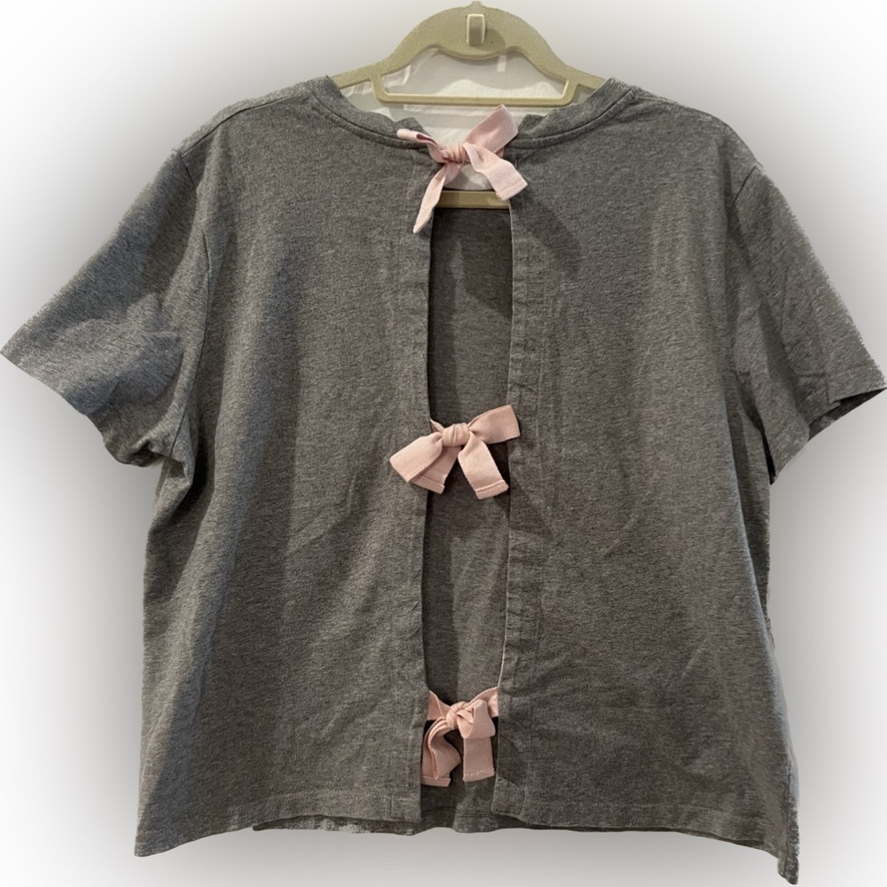 Jack wills grey T-shirt with open back and pink bows
